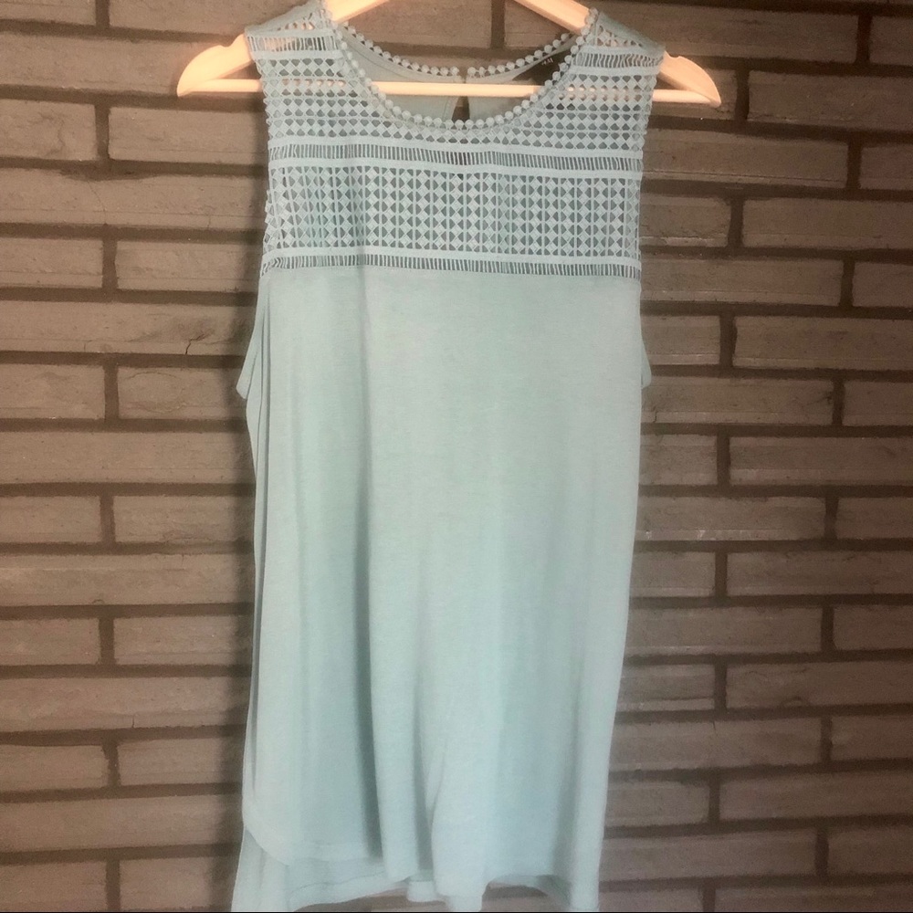 H&M “doily” top